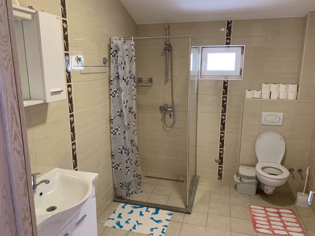 Ferienwohnung Apartman Grande Ajna Mostar Exterior foto